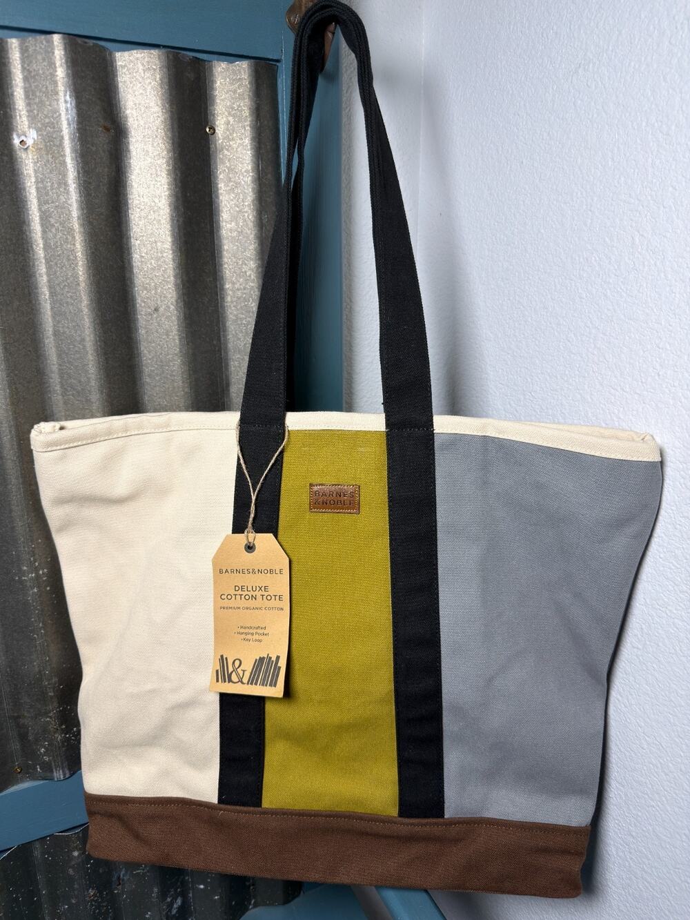 Barnes & Noble Deluxe Large Organic Cotton Books Tote Bag Colorblock Design NWT
